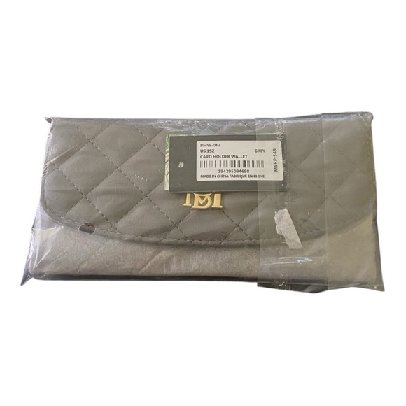 NWT-BADGLEY MISCHKA-GRAY QUILTED CARD HOLDER - Picture 6 of 6